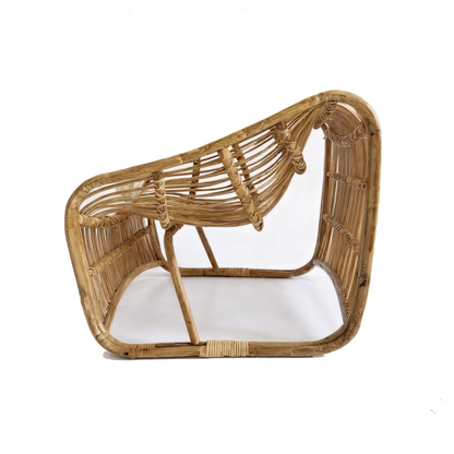 Bucket Lounge Chair by TIBA-TIBA – unique natural rattan lounge chair with organic curves and modern Italian rattan design, hand crafted in Indonesia for relaxed bohemian living.