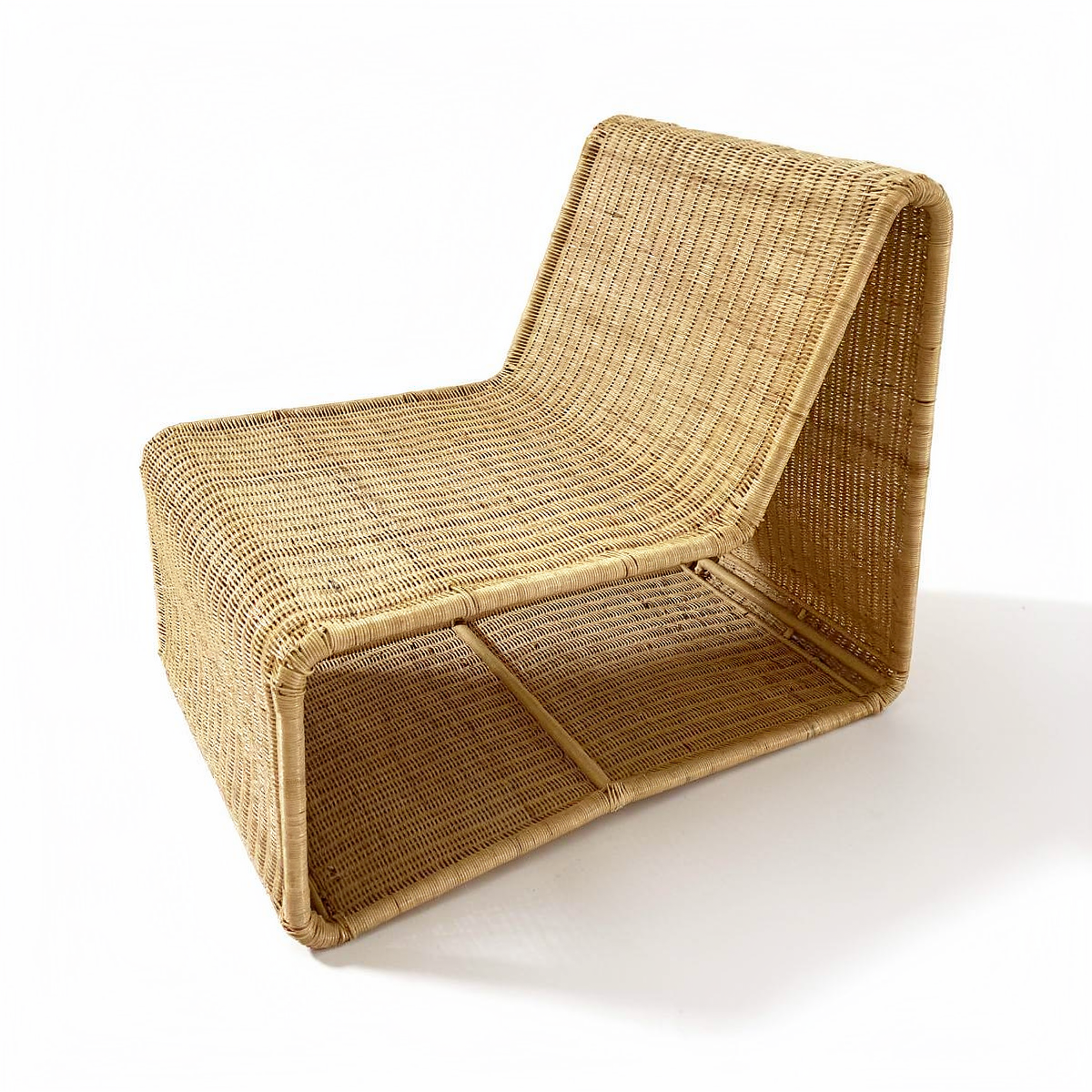Geo Lounge Chair by TIBA-TIBA – handwoven wicker lounge chair with modern design, aluminium frame, handcrafted in Indonesia.